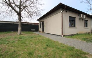 Casa individuala, curte/gradina/parcare; zona Balcescu. Birouri.
