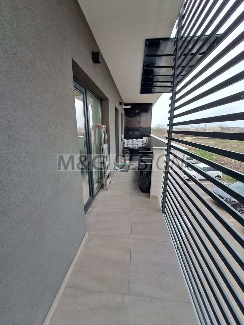 3 camere  bloc nou, 80 mp utili , balcon de 20 m - Poză 37