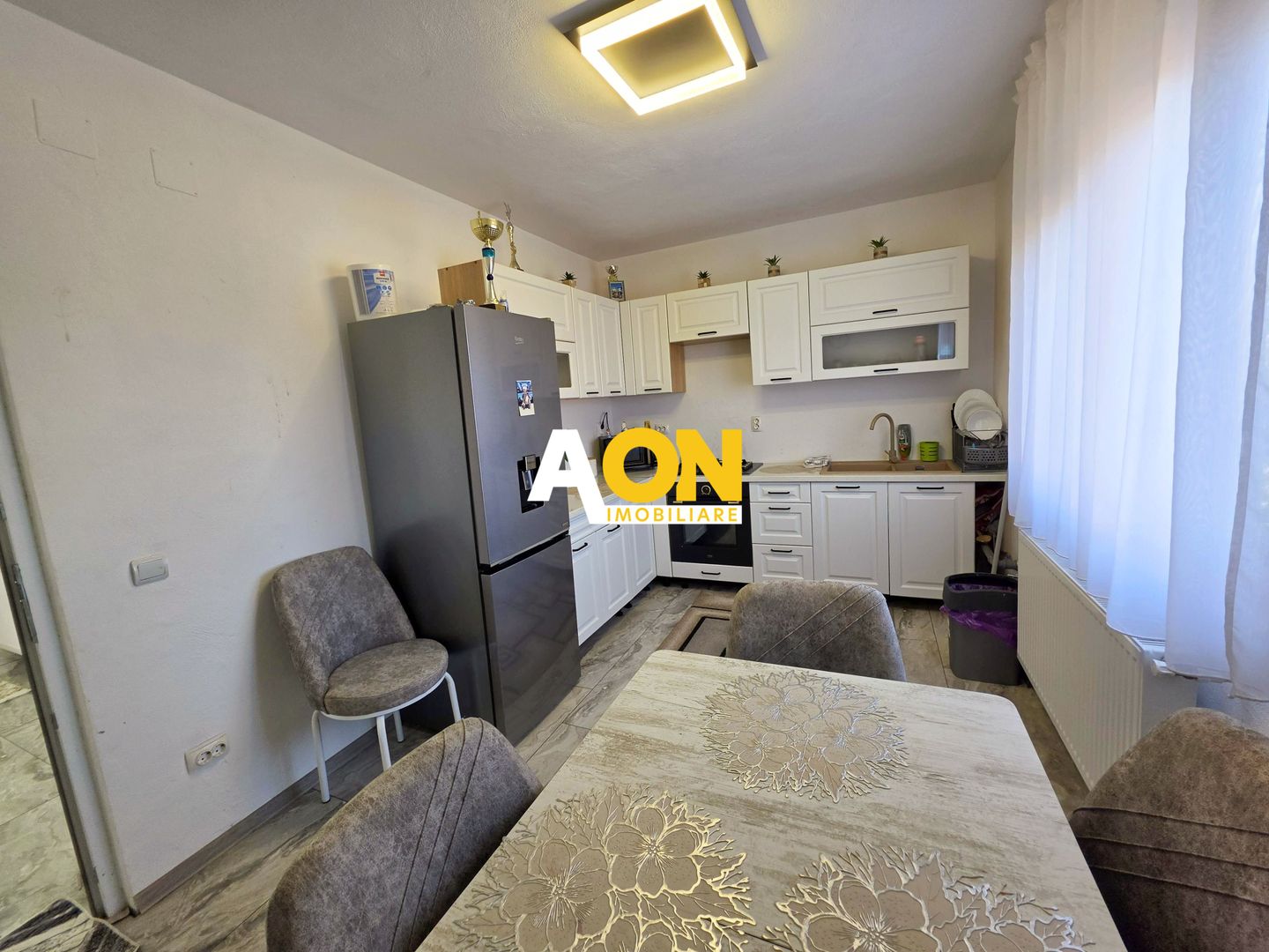 Casa noua, 5 camere, 448 mp teren, zona Alba - Micesti - Poză 8