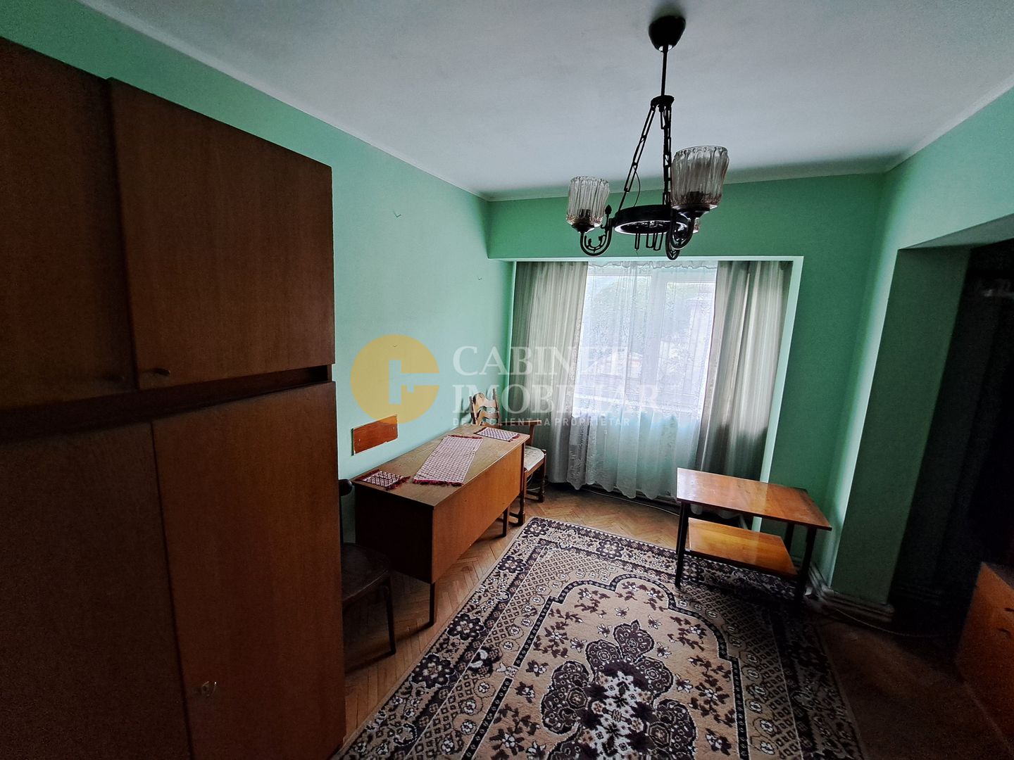 100 mp Ultra-Central: Apartament 4 Camere pe Bd. Independenței (Fără Risc) - Poză 7