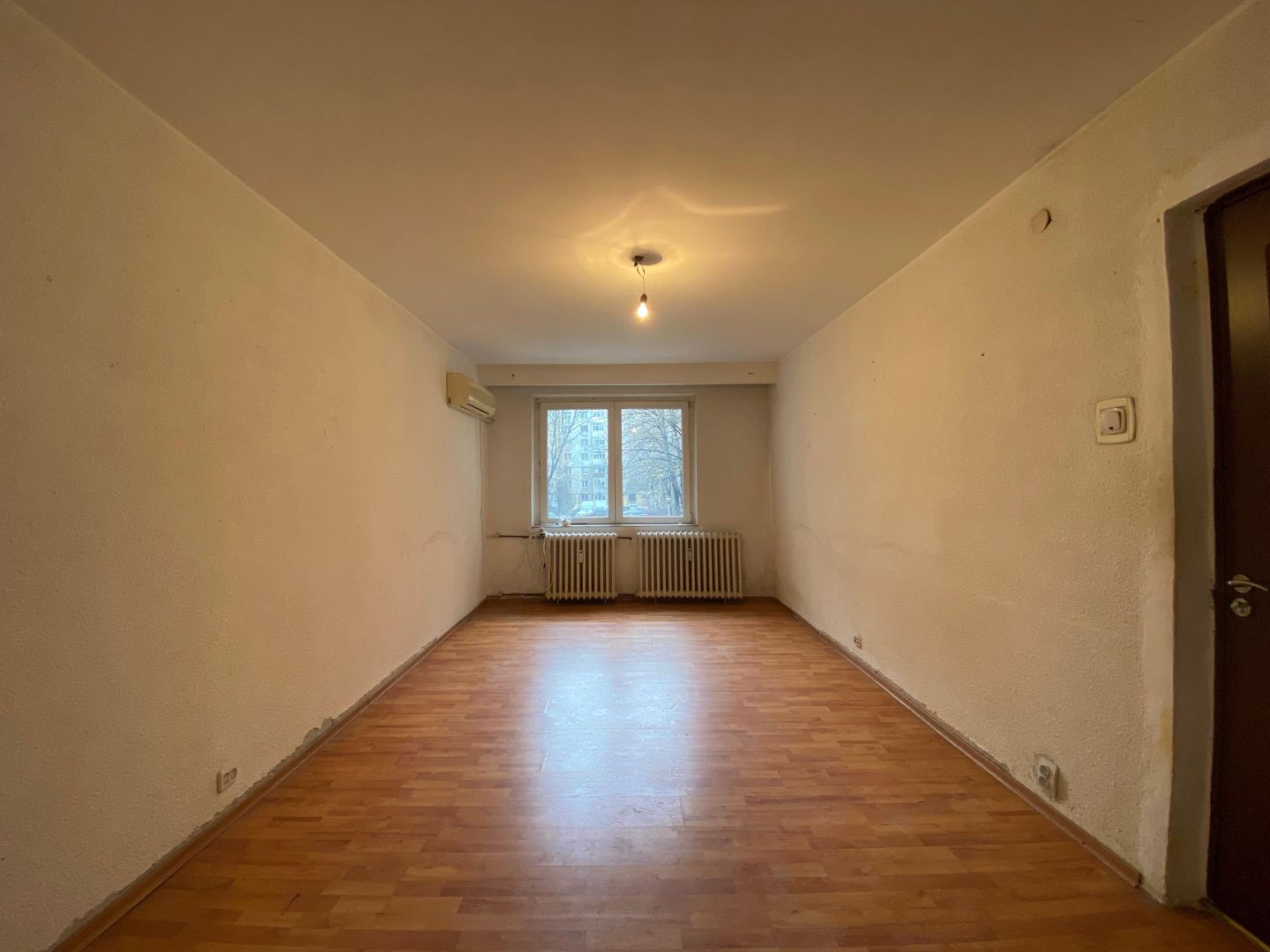 Apartament 2 camere Crangasi - Poză 3