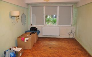 De vanzare apartament 2 camere, Centru - Poză 13