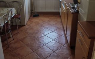 Apartament 4 camere, Dacia, Iași - de vânzare - Poză 1
