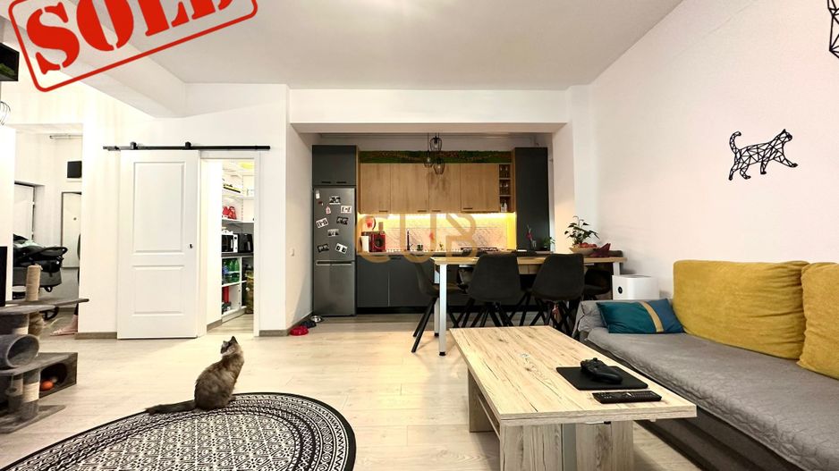 FUTURE RESIDENCE - 2cam DEOSEBIT complet mobilat+utilat| piscina,lift - Poză 1