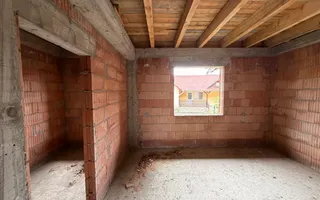 Casă de vânzare 260 mp utili + 1052 mp teren in centrul orasului Covasna - Poză 15