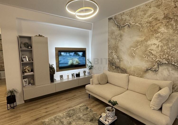 Vila moderna | Mobilata | Comision 0 - Poză 1