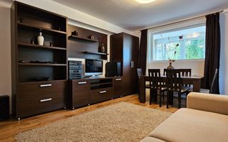 Apartament de 2 camere, decomandat, 73mp, parcare, zona Trifoiului - Poză 2