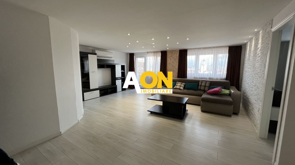 Apartament cu 3 camere de inchiriat, 100mp utili, garaj, priveliste - Poză 1