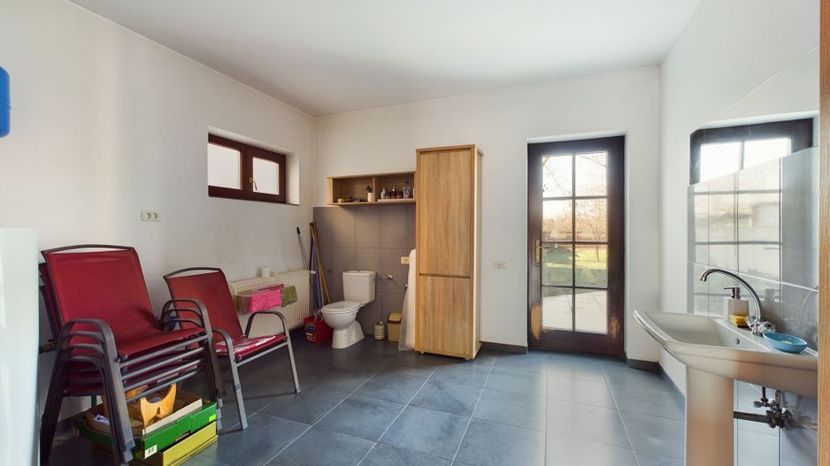 Vilă 6 camere zona Tabacovici - Poză 20