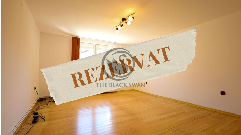 Apartament 2 Camere | Zona Centrală | Acces Privat și Parcare - Poză 1
