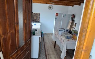 Casa vacanta sau locuinta Varfuri - Poză 4