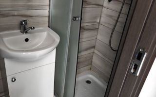 Vand camera camin 12 mp, Bularga, wc si dus in casa - Poză 6