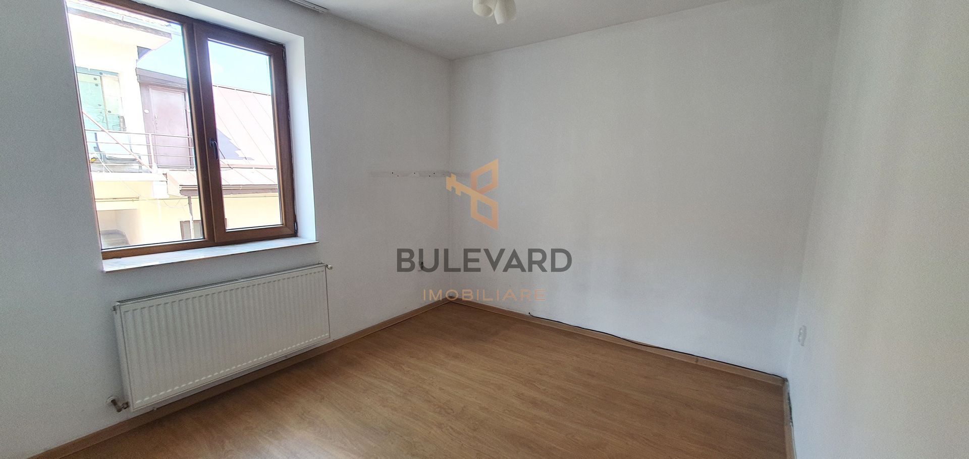 Apartament cu 3 camere, zona Centrala! - Poză 5
