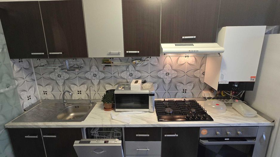 Apartament elegant cu 3 camere - Poză 2