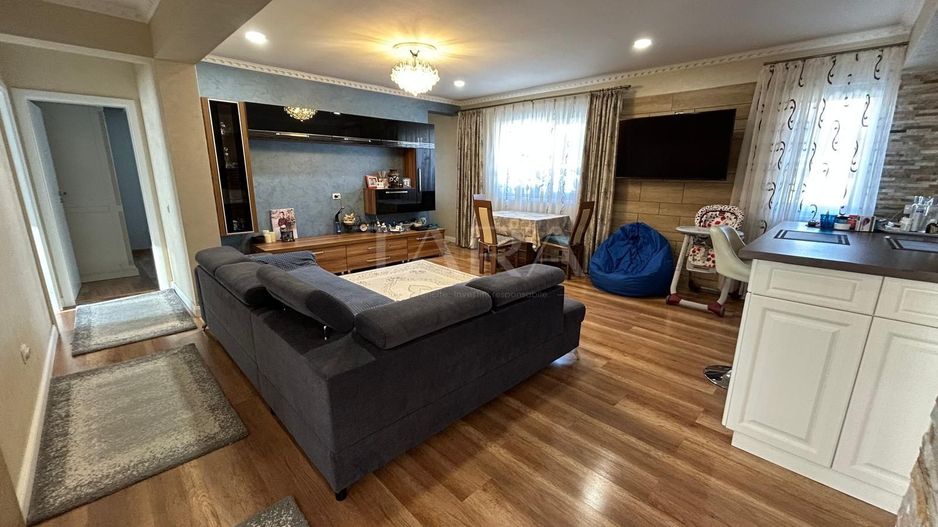 Apartament 4 camere spațios în Iris, fără vecini pe același nivel - Poză 1