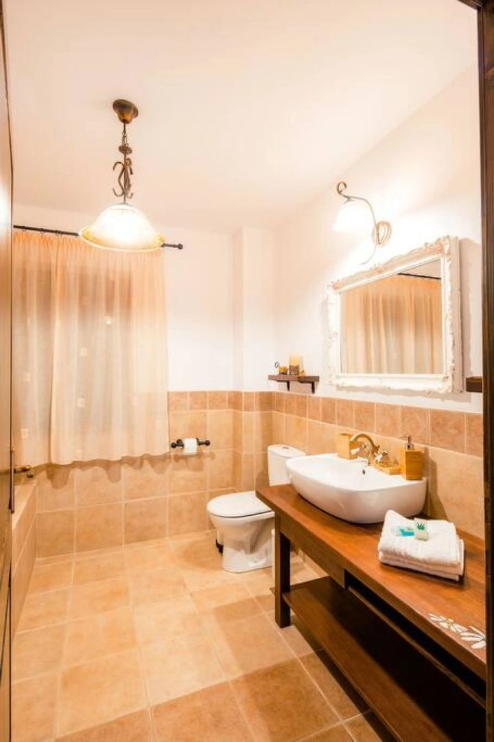 Investitie Valiug lacul Gozna Casa utilata 5 camere parau padure - Poză 18