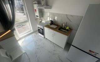 AP. 2 CAMERE PIERSICULUI, LOC PARCARE, BLOC NOU, BUCATARIE INCHISA - Poză 3