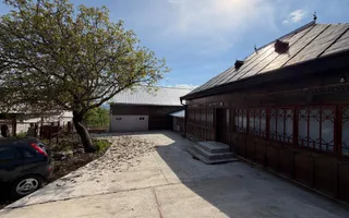 Casa renovata complet, Corlata Centru - Poză 14