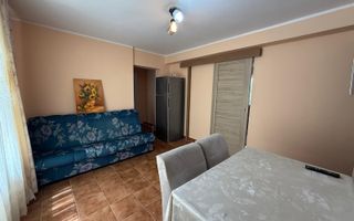 Apartament de vânzare cu 3 camere – Zona Bulevard - Poză 3