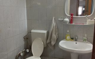 Vand apartament 2 camere zona Gorjului - Poză 5