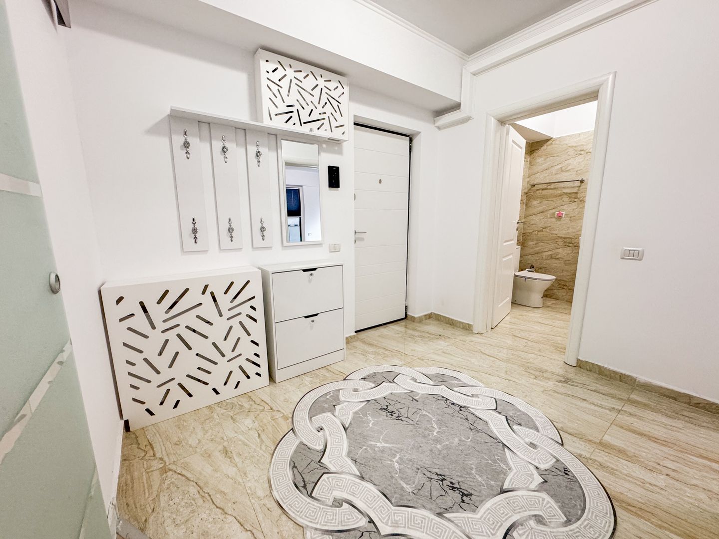 Apartament cu 2 camere - Mobilat cu Designer - in Central Address - Poză 10