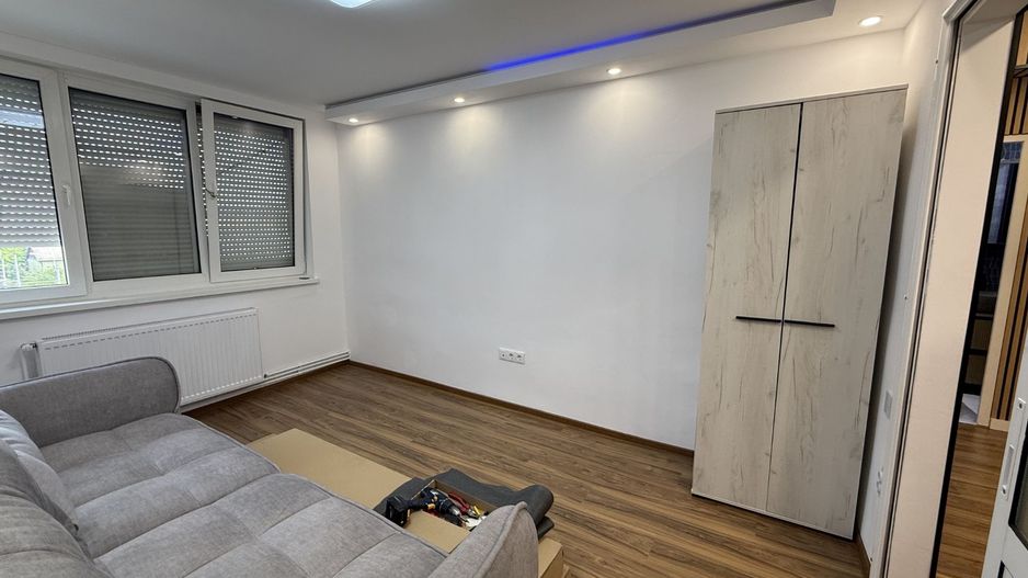 Apartament decomandat 3 camere, de vanzare - Poză 14