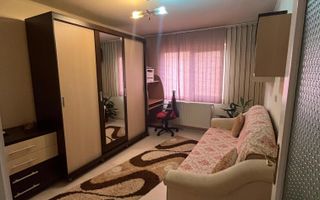 Vanzare casă cu 6 camere,  zona Someseni, central. Ideal familie. - Poză 4