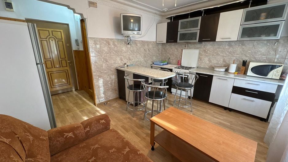 Garsonieră decomandată  37 M² etaj 2 Pescarilor mobilată+utilată - Poză 8