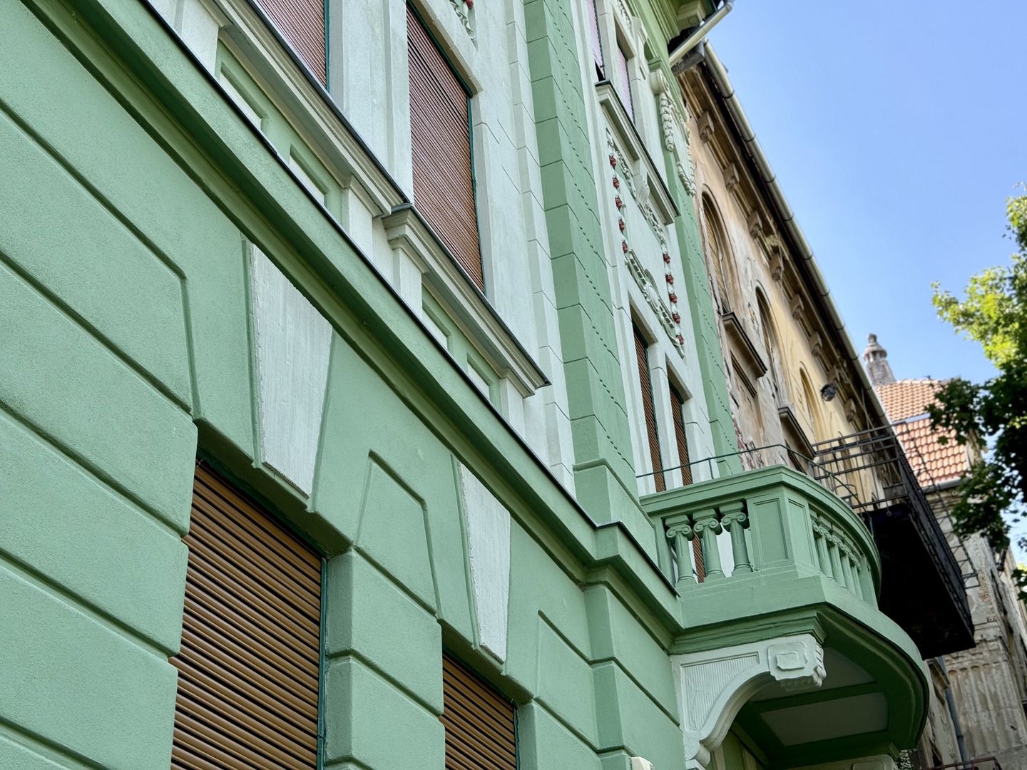 Apartament in clădire istorică P-ta Plevnei cu vedere parc - Poză 24