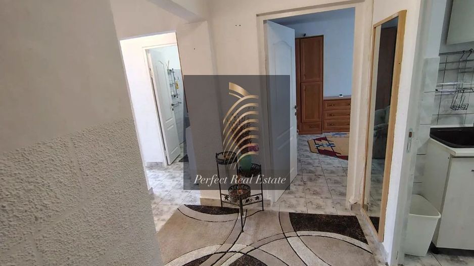 Apartament 3 camere decomandat – zona INEL 1 - Poză 4