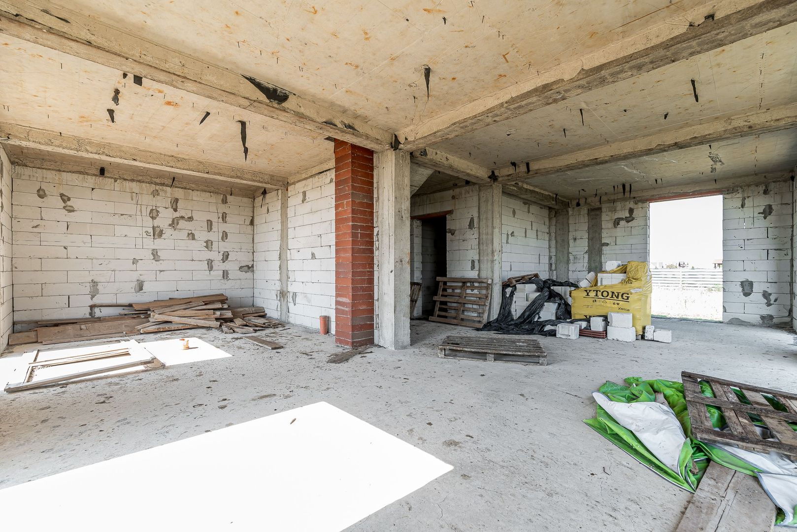 Vilă cu 5 camere | teren 1000 mp | cartier San Paolo (lângă Westfield) - Poză 4