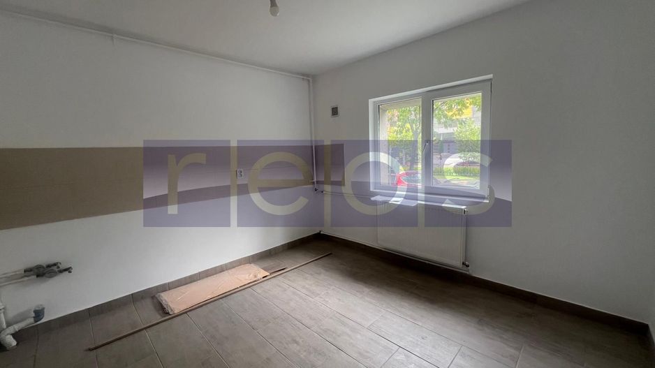 VANZARE 2 CAMERE | DECOMANDAT | HOL H | ZONA MALL VITAN - Poză 3