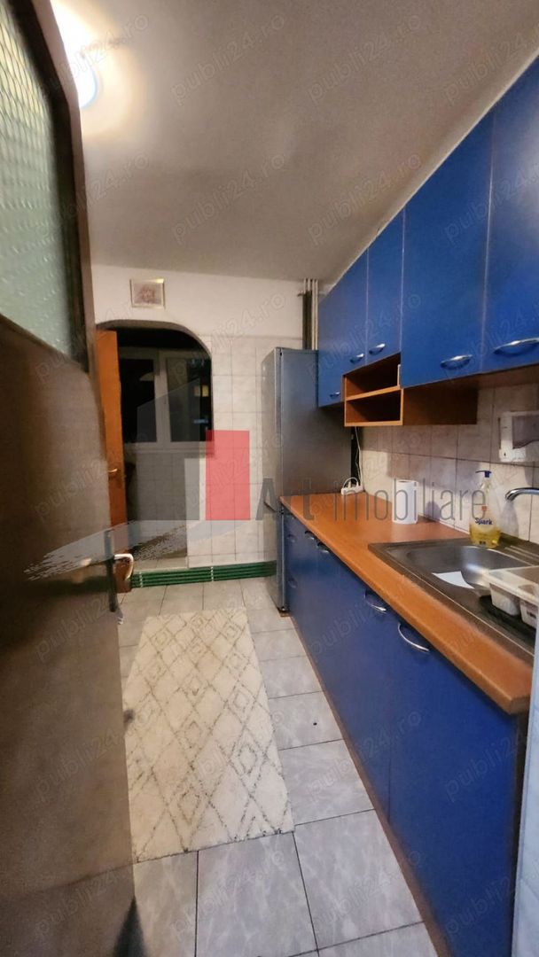 APARTAMENT DE 2 CAMERE  MARGEANULUI - Poză 3