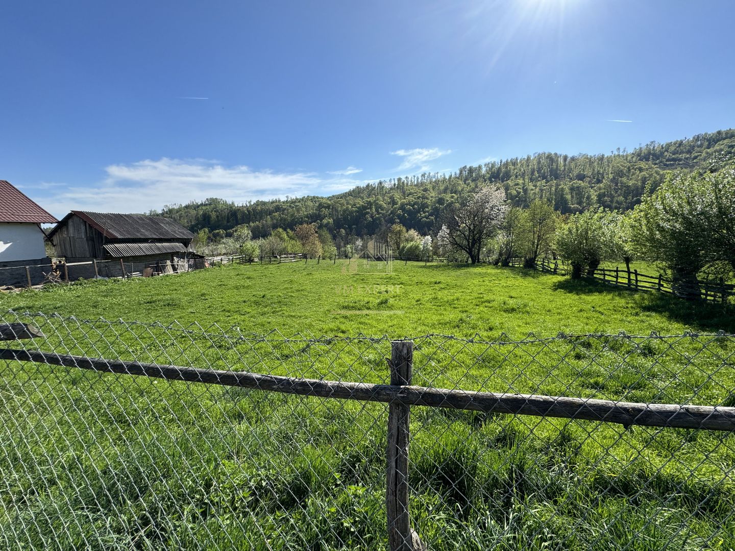 TEREN INTRAVILAN 2592 MP,  ALBESTI DE MUSCEL, ARGES - Poză 2