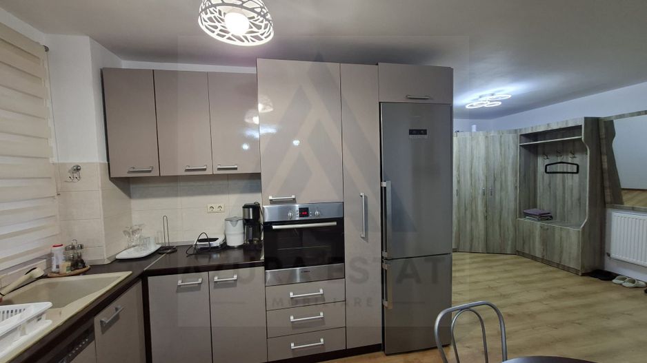 Apartament modern 3 camere 2 bai si parcare subterana in zona Rahovei - Poză 1