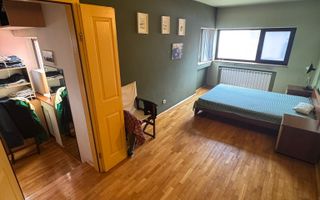 Casa de închiriat 7 camere Sector 4, ideal pentru clinica, gradinita - Poză 24