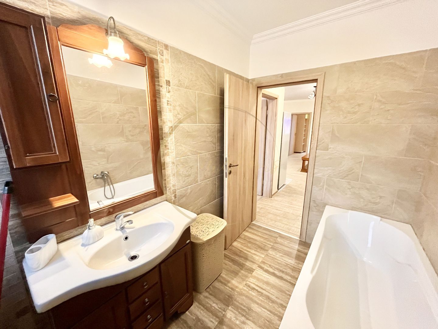 OCAZIE | Apartament 3 camere - super spațios - pet friendly - 72 mp - Poză 8