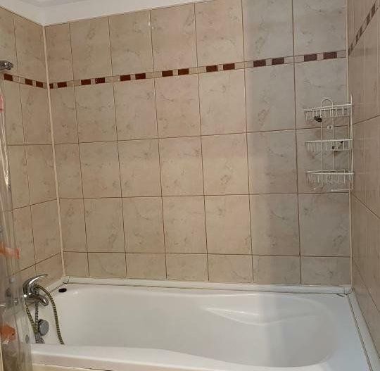 Apartament de Închiriat - 2 Camere, 90mp, Et11/14 Cu Vedere Superbă la Răsărit - Poză 4