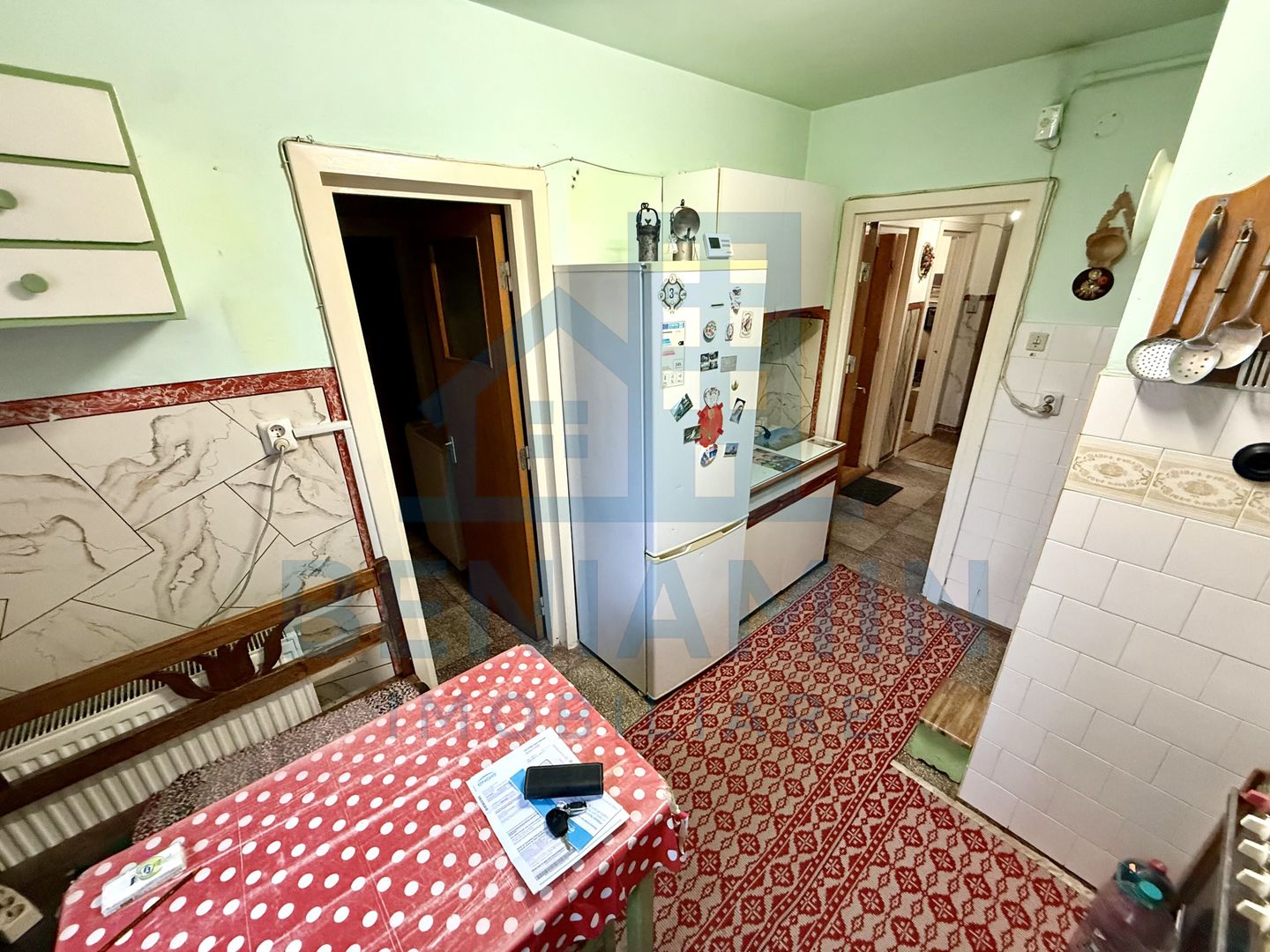 3 decomandate - parter - 65mp - centrala - gol - Scriitorilor - Poză 2