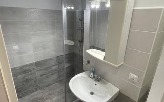 Vand apartament 3 camere, etaj intermediar, lift, 70 mp. - Poză 4