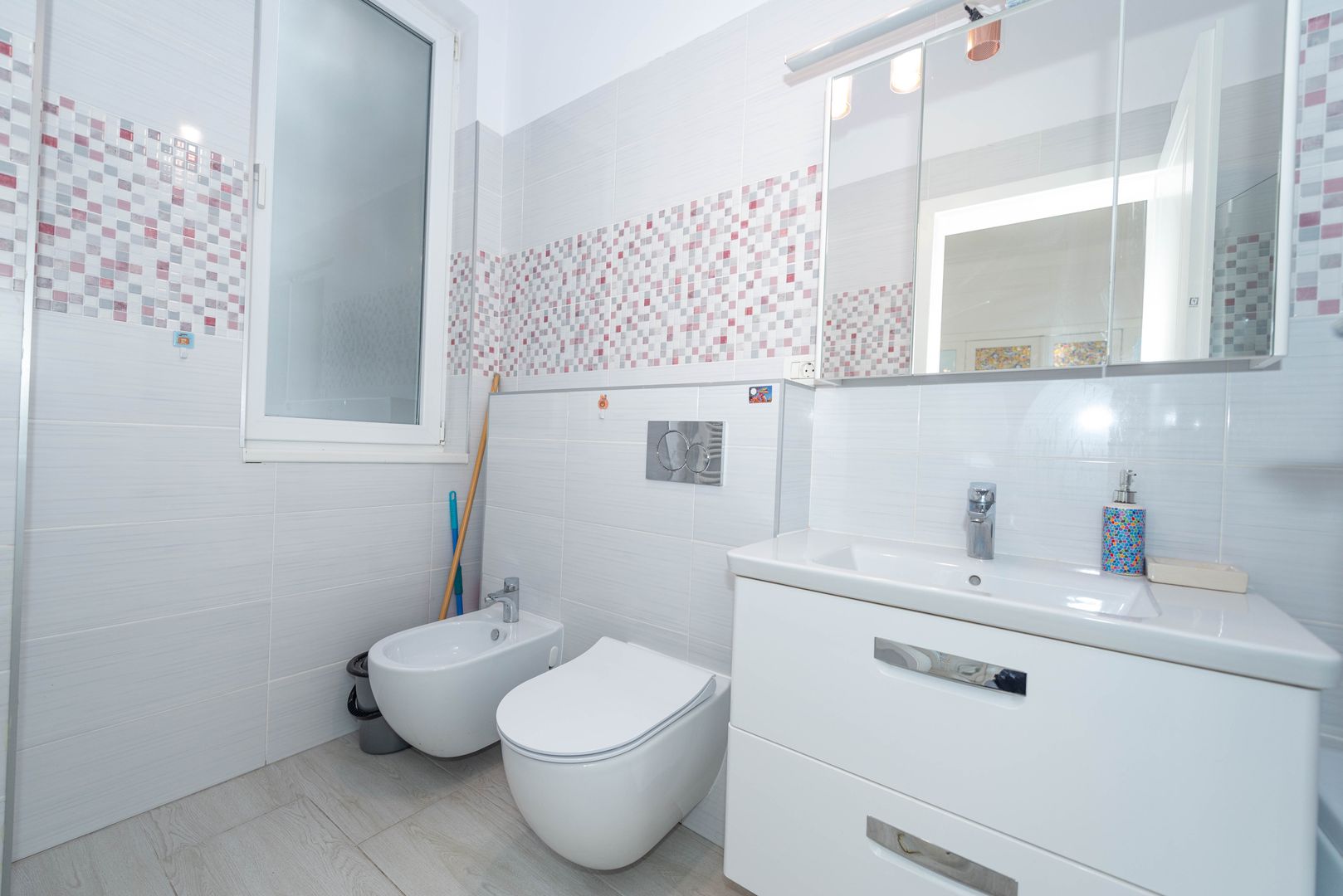 Apartament de vanzare 137 mp, zona centrala, curte proprie - Poză 9