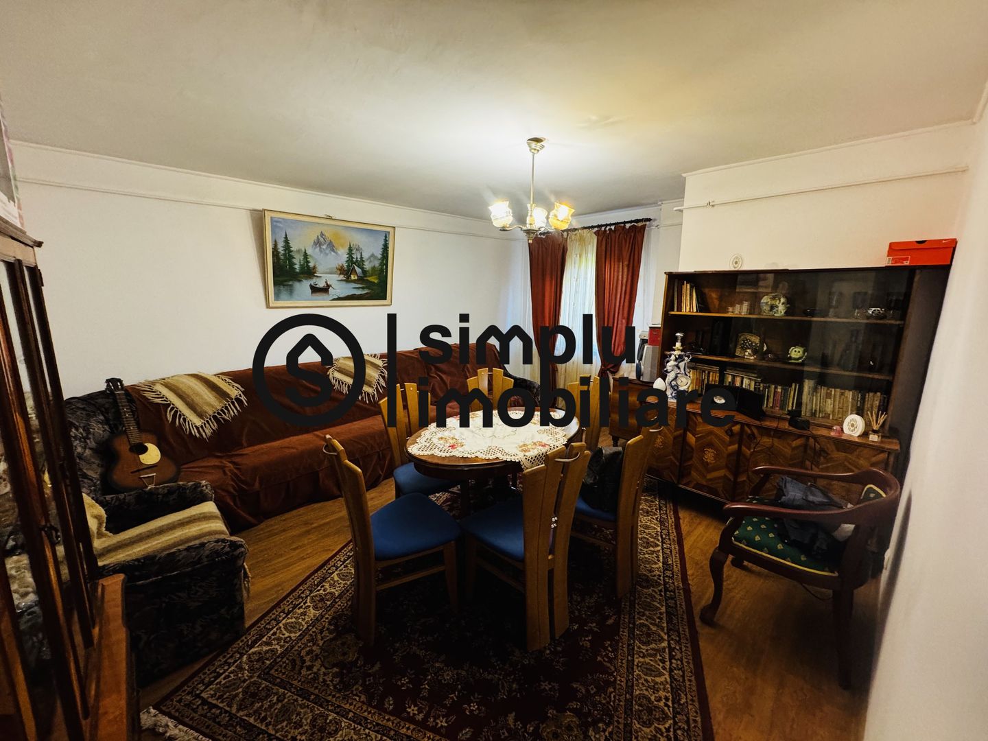 3 decomandate, centrala, 1 Mai - 110 000 Euro - Poză 31