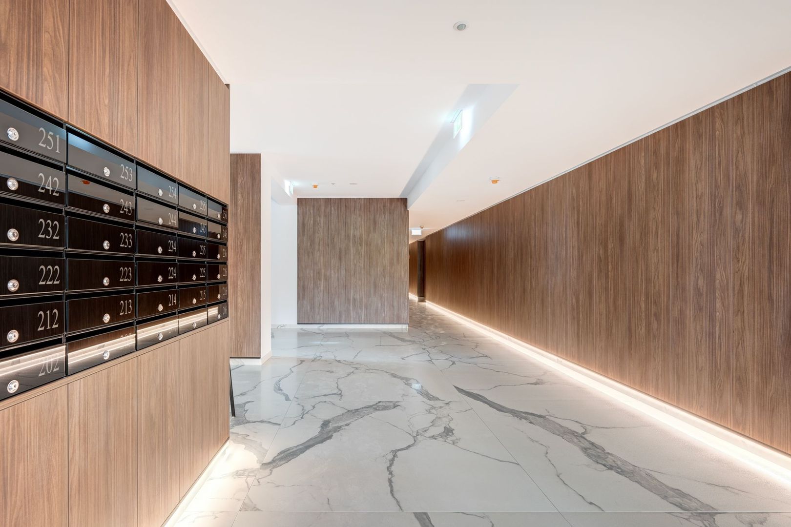 Pines Residence - Poză 18