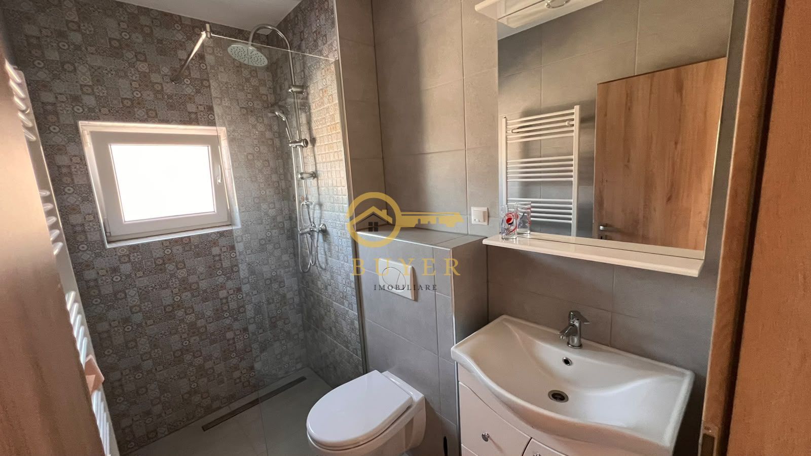 Penthouse spatios cu 2 terase in Kogalniceanu- 102 utili, buc separata - Poză 6