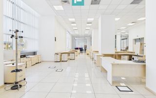 Spațiu de birouri clasa A, 700 mp în Arad - Poză 1