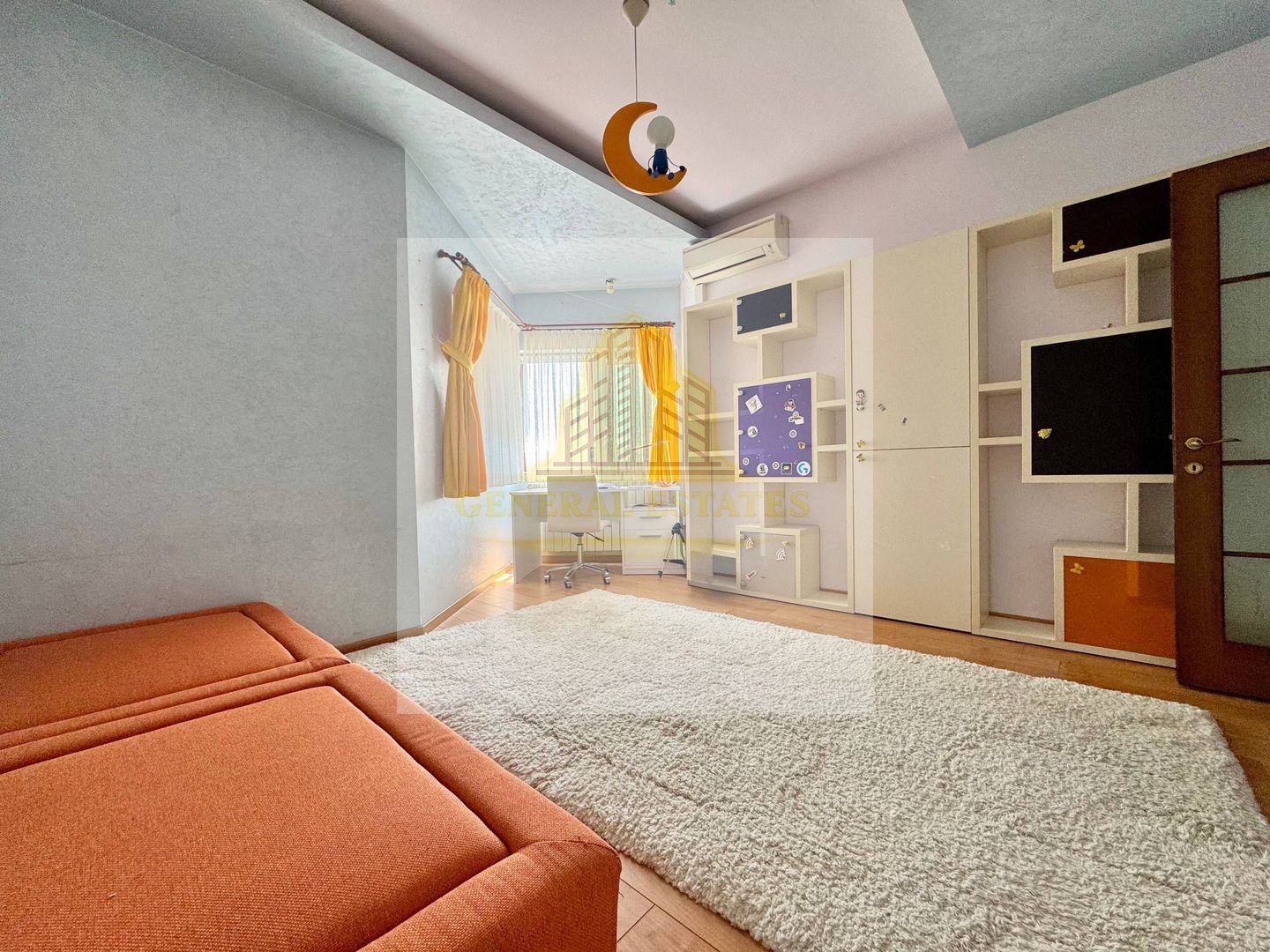 Vînzare Casă în 3 Nivele -Hlincea - 343 m.p. - Poză 21