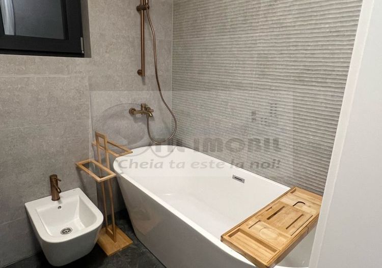 Apartament 3 camere | 80 mp +20 mp terasa| Podul de Fier - Poză 7