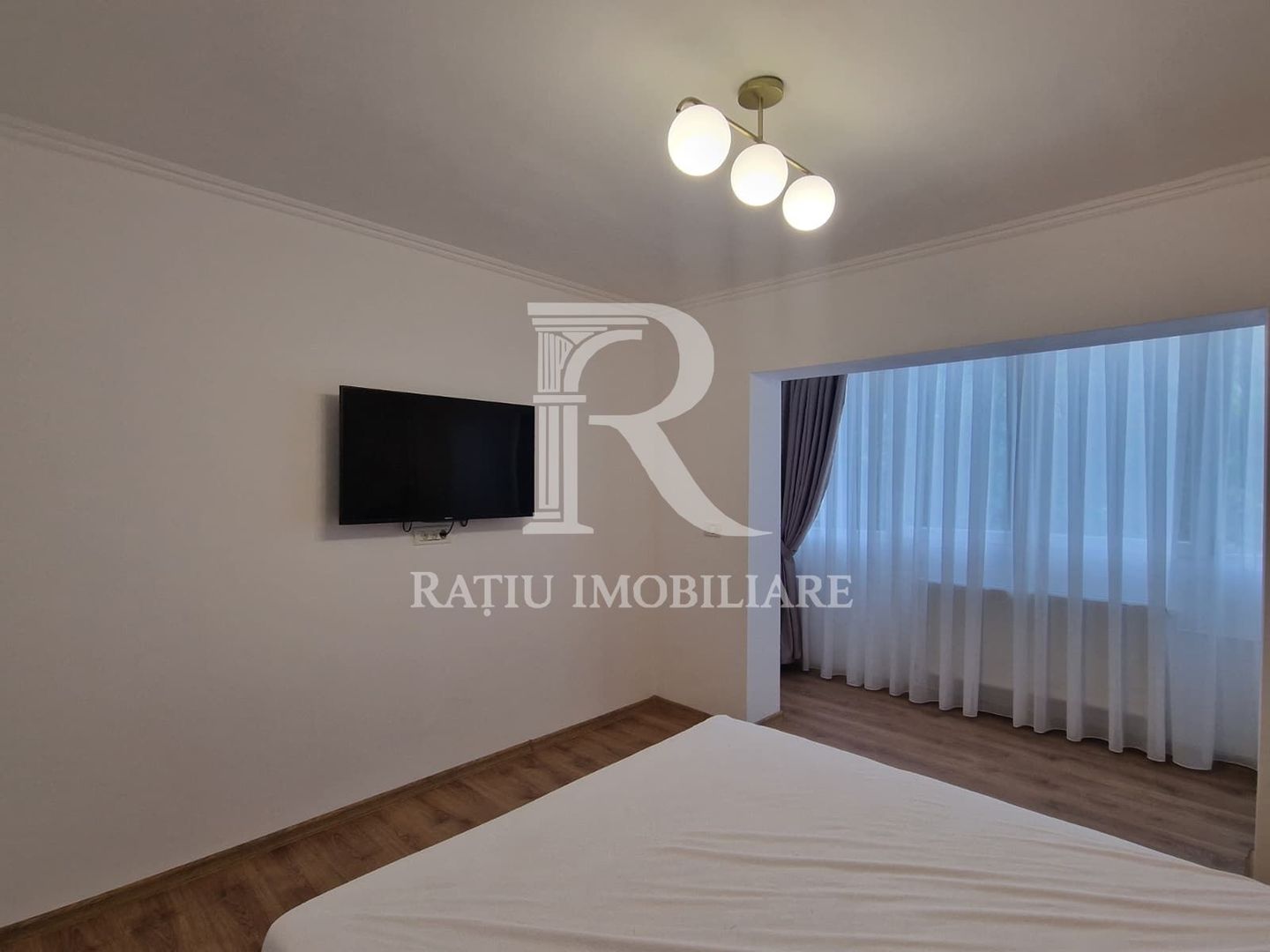 Apartament cu 3 camere | Etajul 2 | Nufarul | Oradea - Poză 4