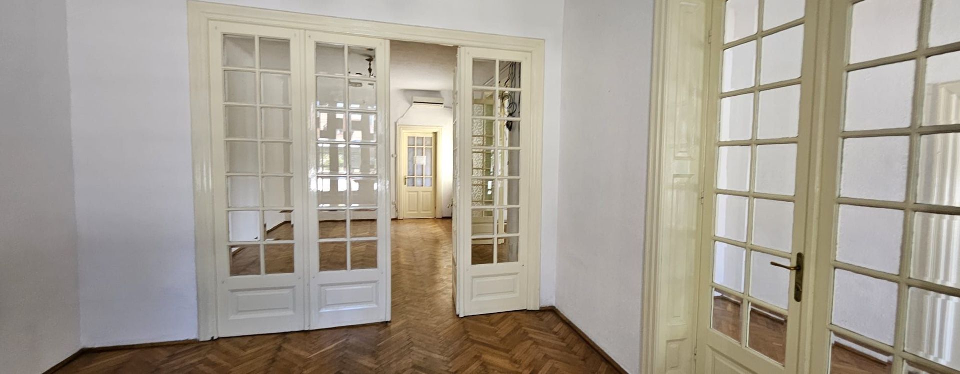 Casa Vila || Timpuri Noi || 6 camere || curte libera 400mp ||  Afterschool || - Poză 21