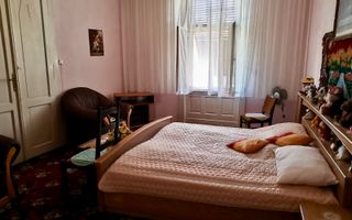 Apartament generos cu 4 camere , zona Centrală! - Poză 1